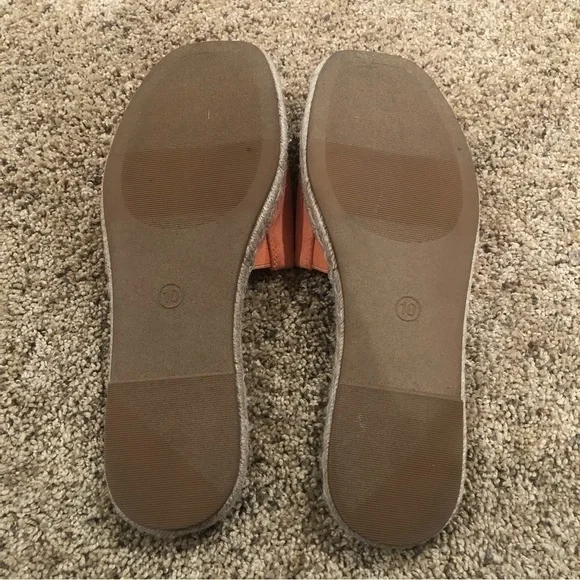 Universal Thread/ woman’s | Shoes | Faux Vegan Suede /Orange / size 10... - Picture 6 of 9